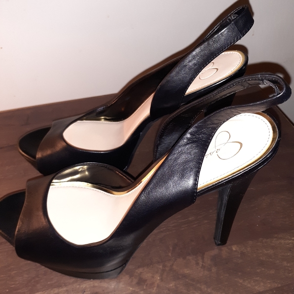 Jessica Simpson heels - Picture 4 of 4